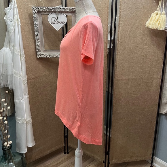 Express High Low Neon Peach Color Relaxed Tee - Picture 4 of 5